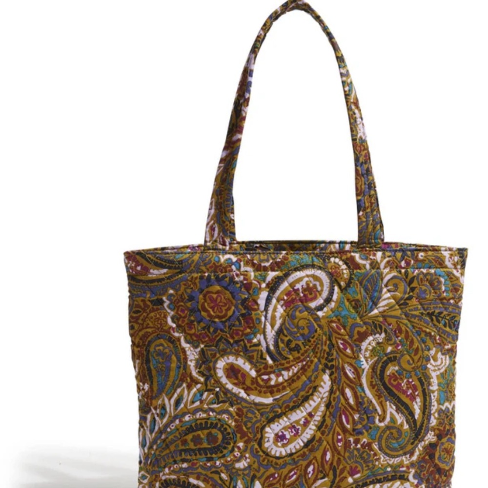 Nwt 

Small North South Tote Vera Bradley 
Buta Spray